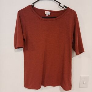 LuLaRoe Short Sleeve Top in Rosy Pink